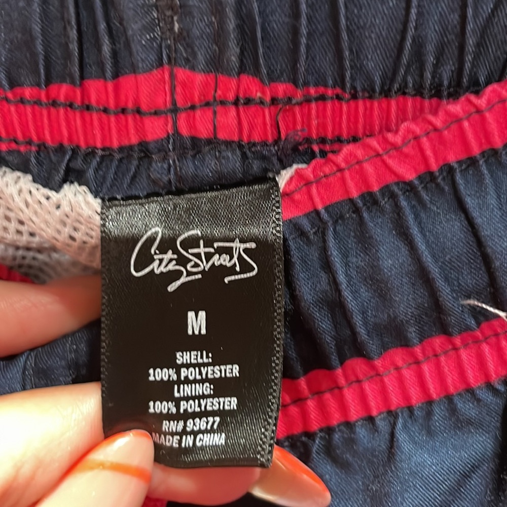 City streets swim trunks - Picture 3 of 4